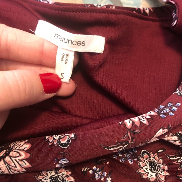 6 FOR $15 Small floral Maurice’s dress - Picture 6 of 6